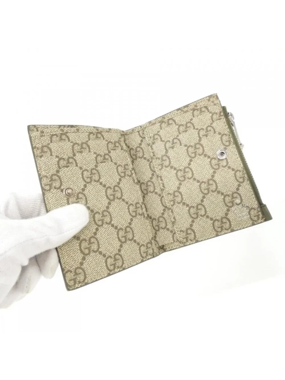 Gucci GG Emblem Aafya Wallet
